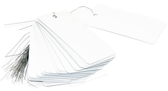 Étiquettes de flans en aluminium de 30 paquets pour l'estampage de la  gravure, les étiquettes d'ébauches d'estampage de métal avec 2 trous pour  l'identification