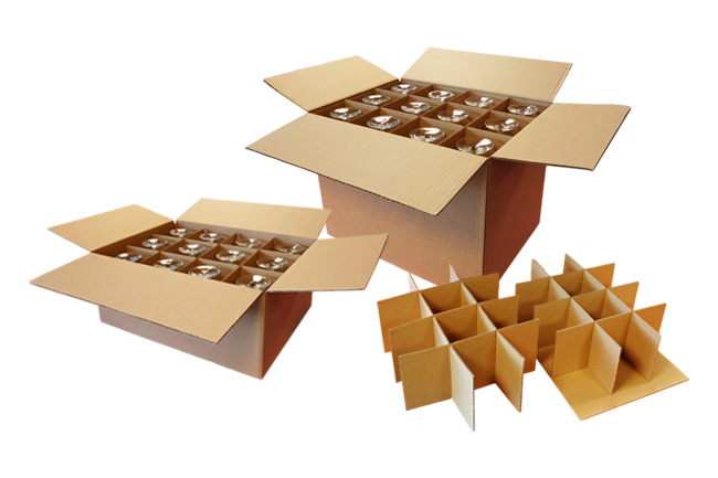 Caisse carton pour verres avec croisillons et plaque